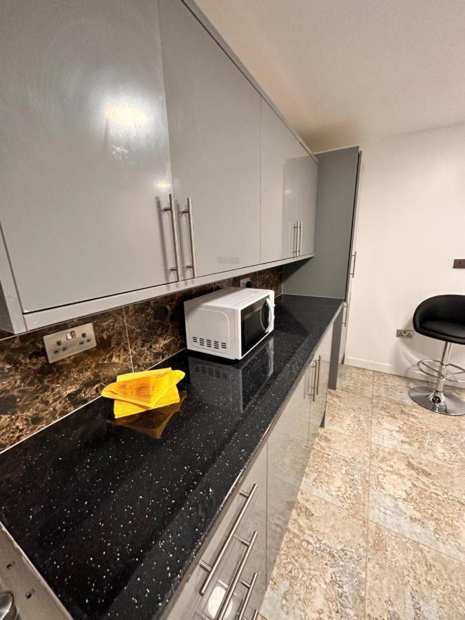 Canary Wharf Single Double And En-Suite Rooms London Exteriör bild