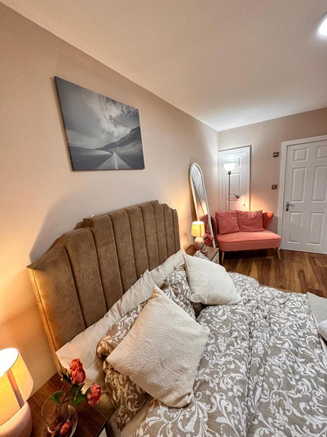 Canary Wharf Single Double And En-Suite Rooms London Exteriör bild