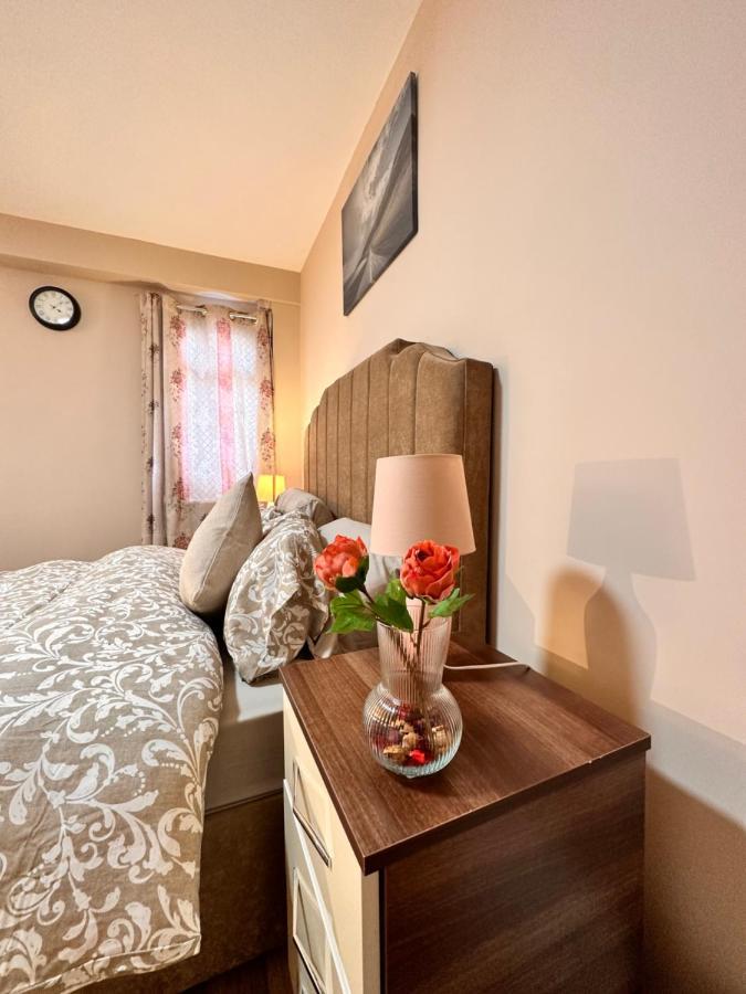 Canary Wharf Single Double And En-Suite Rooms London Exteriör bild
