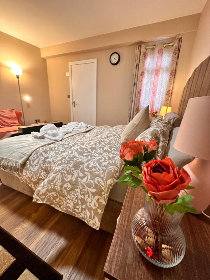 Canary Wharf Single Double And En-Suite Rooms London Exteriör bild