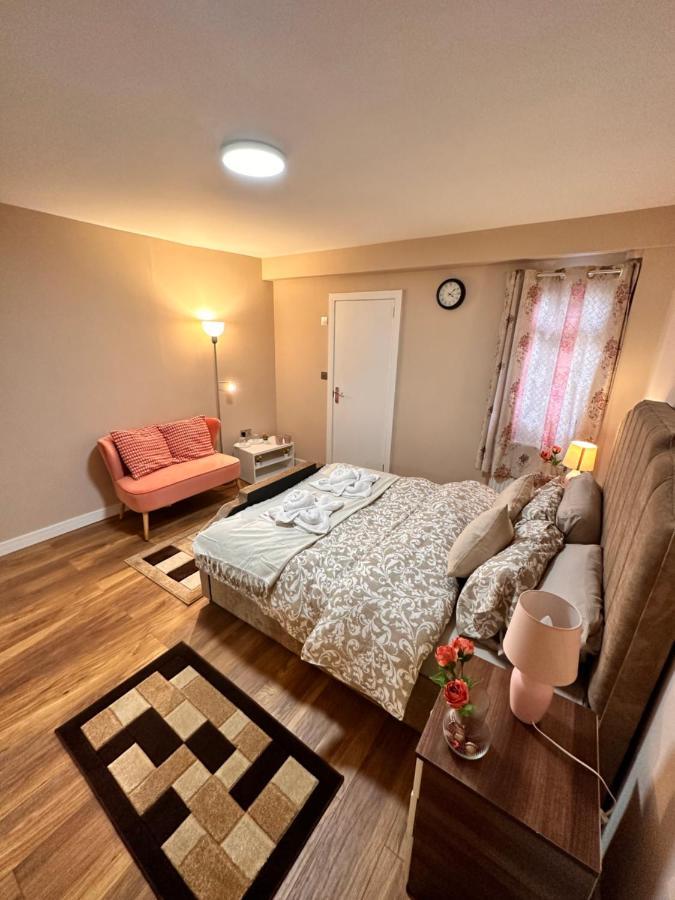 Canary Wharf Single Double And En-Suite Rooms London Exteriör bild